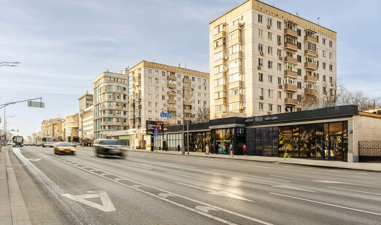 фасад дома, здание по адресу г Москва, ул Красная Пресня, д 12